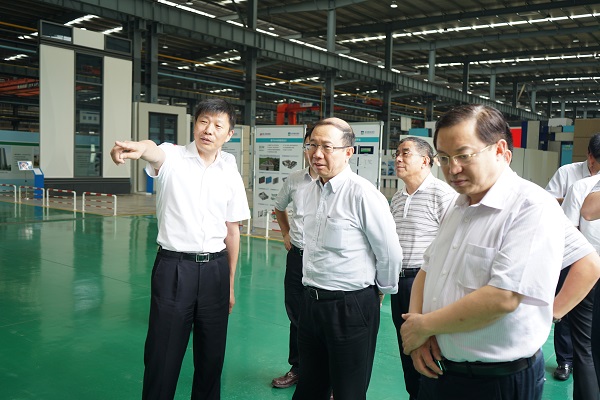 住房和城乡建设部副部长易军一行调研 博盈国际绿色集成修建科技工业园