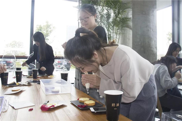女神节，，，，不负春风不负卿