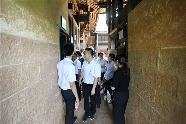 博盈国际钢构：重走红军路 铭刻历史磨砺党性