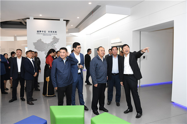 阿坝州委书记刘坪一行调研博盈国际绿筑