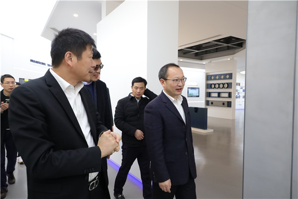 柯桥区委书记赵如浪一行考察博盈国际绿筑