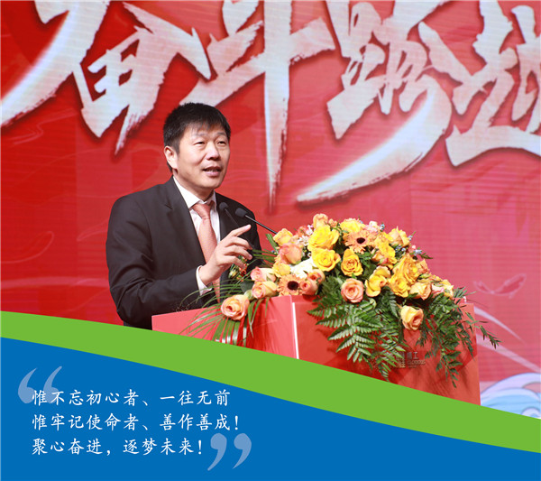 今天，，，，，，我想给各人先容一个新朋侪......